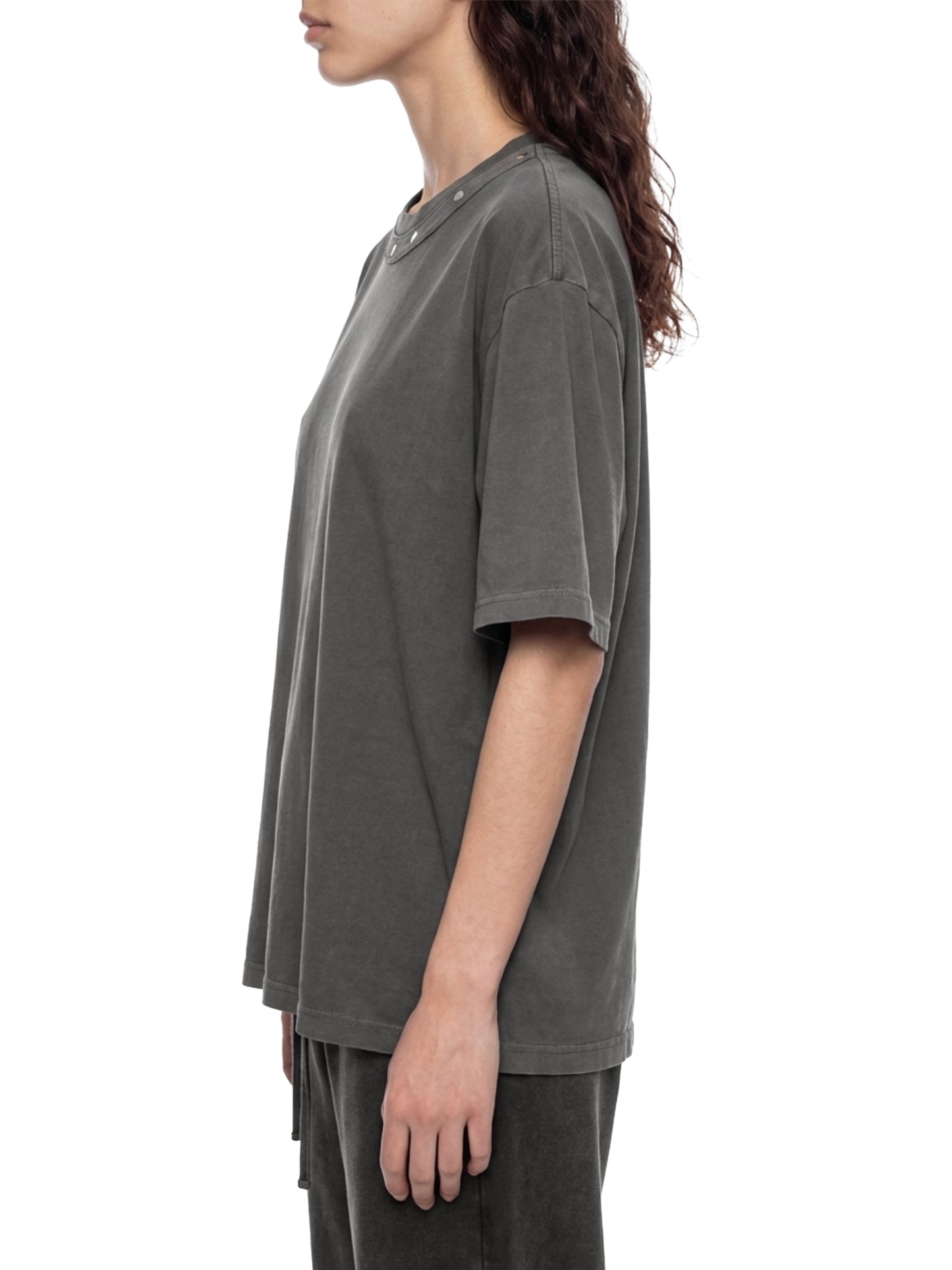 Washed Boxy Studded T-Shirt | ウォッシュド スタッズTシャツ