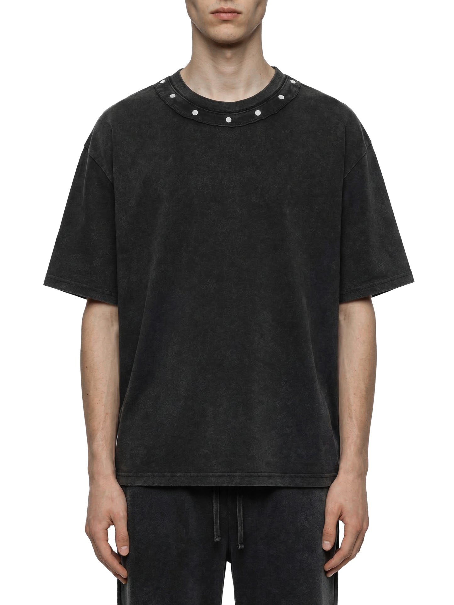 Washed Boxy Studded T-Shirt | ウォッシュド スタッズTシャツ
